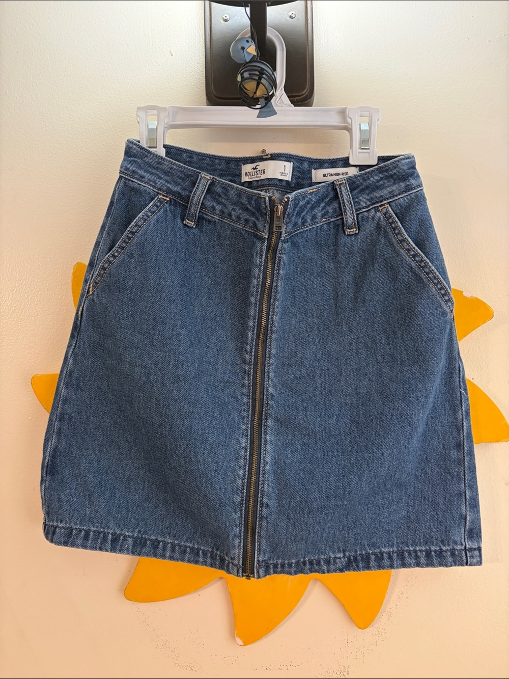 Hollister Dark Blue Front-Zip Denim Mini Skirt Sz. 1